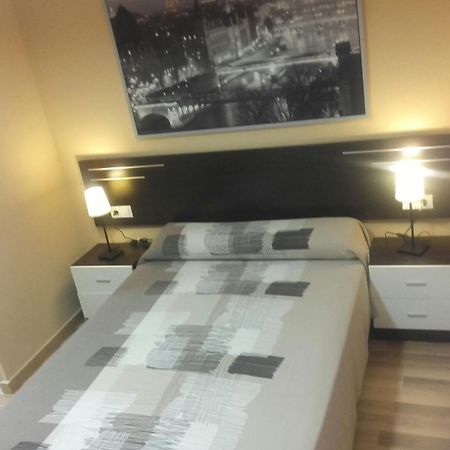 Pension Avenida Вильяфранка-дель-Пенедес Номер фото