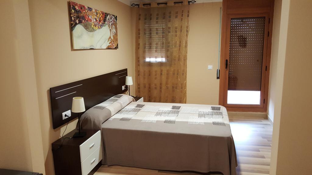 Pension Avenida Вильяфранка-дель-Пенедес Экстерьер фото